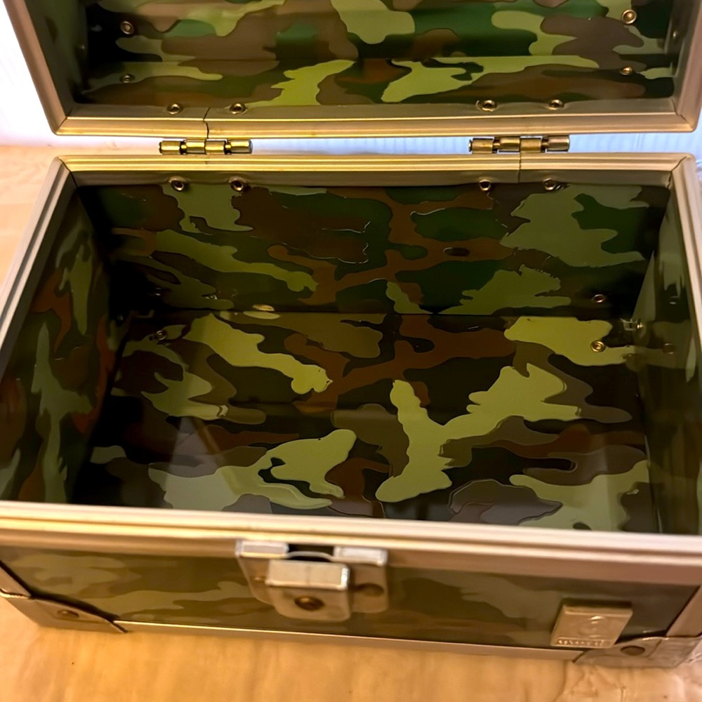 Caboodles Case Box Camo - Picture 5 of 10